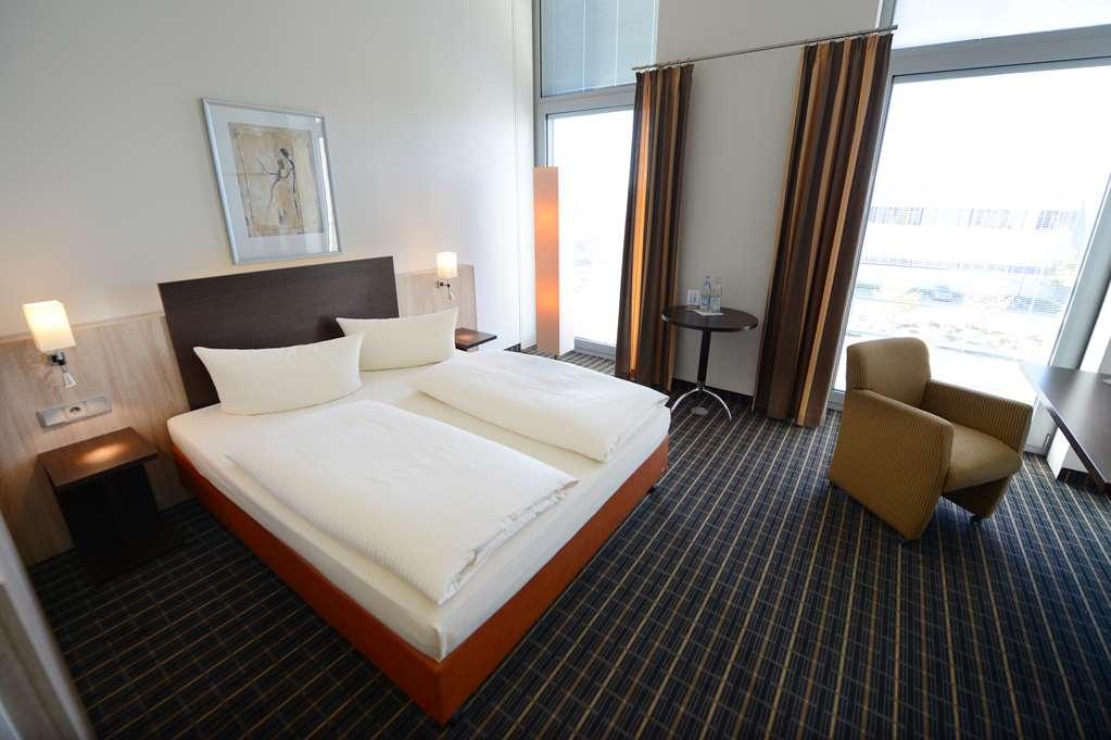 Livenwork Hotel & Coworking Gvz Ингольштадт Номер фото