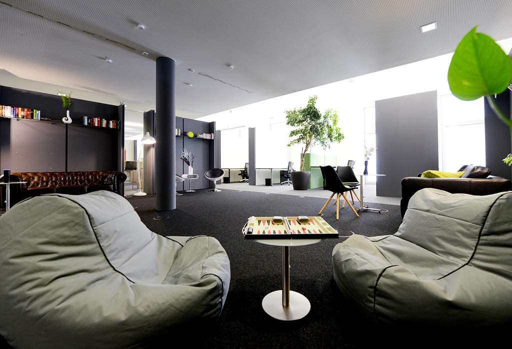Livenwork Hotel & Coworking Gvz Ингольштадт Ресторан фото