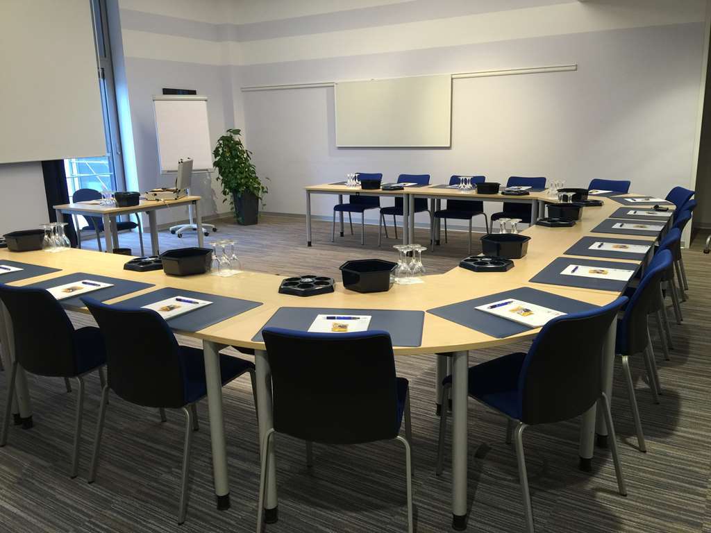 Livenwork Hotel & Coworking Gvz Ингольштадт Удобства фото