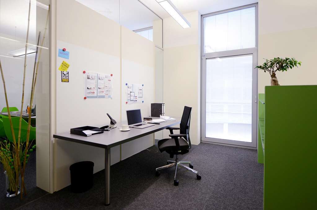 Livenwork Hotel & Coworking Gvz Ингольштадт Удобства фото